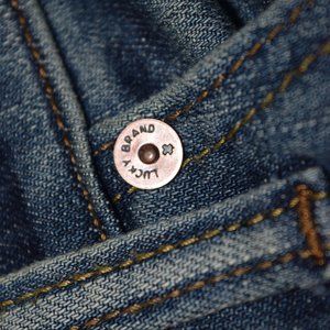 Lucky Brand 110 Skinny Jean 33X32